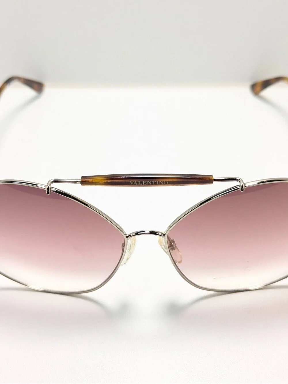 Valentino V121 Pink UV Silver Tortoiseshell Aviator Women’s Sunglasses 62-14-145